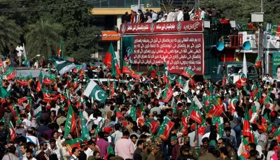 CDATA[Supporters of PTI gather during a protest demonstration in Lahore on October 28, 2022. — ReutersLong march postponed to give govt more time: RajaSays latest terrorism wave calls for collective dialogue.Over six PTI-authorites backchannel "meetings held". Pakistan...
Pakistan Tehreek-e-Insaf (PTI) has once again offered negotiations to the government while rejecting reports that its long march was postponed due to “backchannel contacts”.
In a statement, PTI Secretary General Salman Akram Raja said the party had postponed the long march to give the government more time to reconsider its decisions.
However, he said the government had so far given no signal that it was willing to hold negotiations.
The remarks come days after PTI announced that its long march towards Islamabad, originally scheduled for September 27, had been postponed to October 4.
The former ruling party was preparing for a major protest and march on Islamabad, demanding the release of its jailed founder Imran Khan and the “restoration” of constitutional supremacy.
The government has publicly taken a firm position against road blockades and disruption of routine life, while extraordinary security measures were put in place ahead of the original September 27 date.
Raja said the latest wave of terrorism required all sides to sit together and engage in dialogue. He added that if any contact took place, it was not necessary for it to become public immediately.
Sources had told The News that more than half a dozen backchannel meetings between PTI and the authorities over the past four to five weeks had failed to break the deadlock over the party’s proposed march towards Islamabad, although the contacts explored a possible political way out of the confrontation.
The sources said the key issue throughout these contacts was whether PTI would call off, rather than merely postpone, its planned mobilisation. According to the sources, the government and security establishment conveyed that political space could be created for PTI, but politics involving agitation, violence, road blockades and marches would not be acceptable.
![